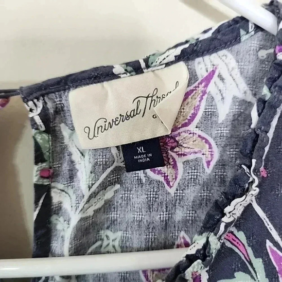 Universal Thread Floral Midi dress. Size Xl - Picture 6 of 7